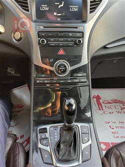 هیوندای ازێرا